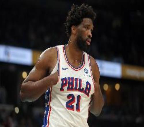 解說：恩比德復出的狀態還可以但球隊就完全沒得打了