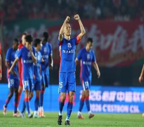 足球報：申花5連勝考驗才剛開始，若能雙殺蓉城還有趕超的可能