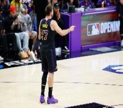 韋德談東契奇&坎寧安評獎：祝NBA好運以后每個人都要申訴了