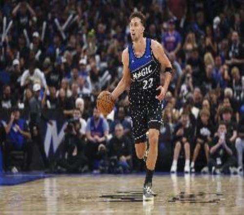 發(fā)揮不錯！小瓦格納15中7得19分5板3助4斷但僅打24分鐘就傷退