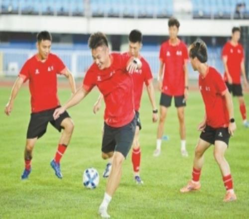 閩超廈門(mén)隊(duì)全力備戰(zhàn)！主帥高達(dá)明：每隊(duì)都很重視，做好困難準(zhǔn)備