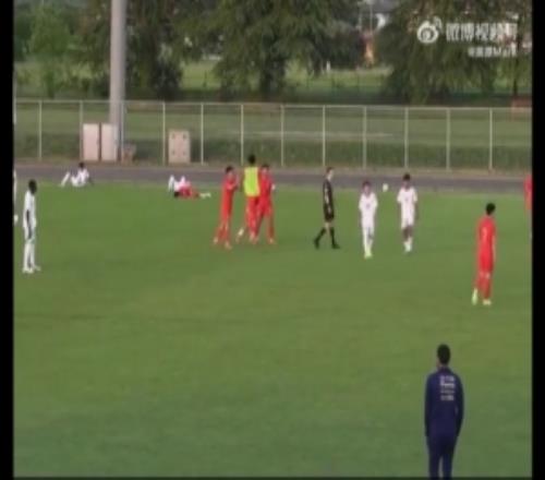 20戰(zhàn)勝意大利U15隊，U15國足球員賽后激情慶祝