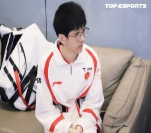 又一個(gè)YSKMTSE上單ZUIAN對(duì)陣WBG兩局戰(zhàn)績研發(fā)i10