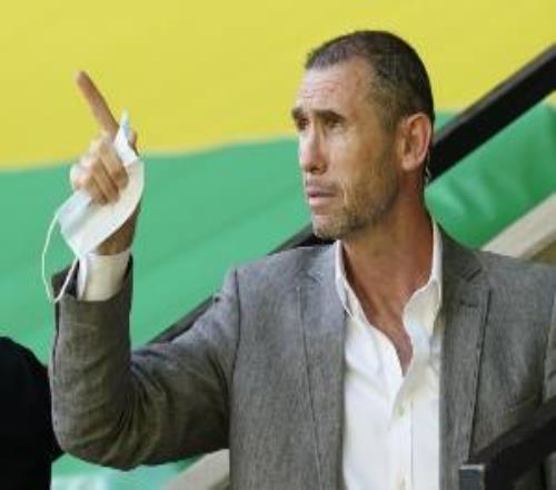 基翁：埃澤擁有頂級(jí)球員心態(tài)，而蘇維門迪正處在職業(yè)生涯艱難階段