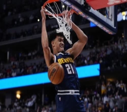 9中7得20分！約基奇：斯潘塞瓊斯一直做著準(zhǔn)備防守侵略性十足