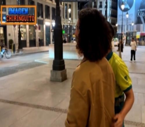 六臺：庫庫雷利亞和恩佐去看馬德里公開賽，與球迷合影