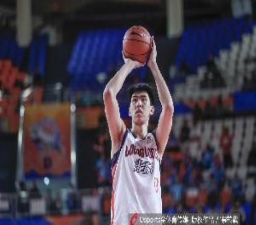 徐昕迎來了自己的證明之戰(zhàn)廣東四個(gè)外援三分球合計(jì)16中0