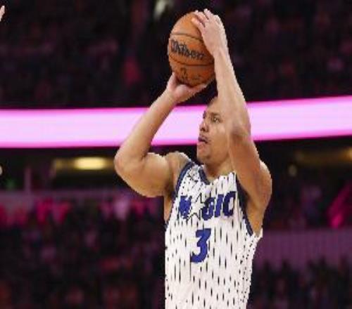 眾人打鐵我獨(dú)準(zhǔn)！貝恩季后賽連場(chǎng)砍下20分+5三分魔術(shù)隊(duì)史首人