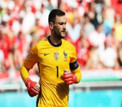 隊報：洛里愿意重返法國隊擔任三號門將，德尚有最終決定權