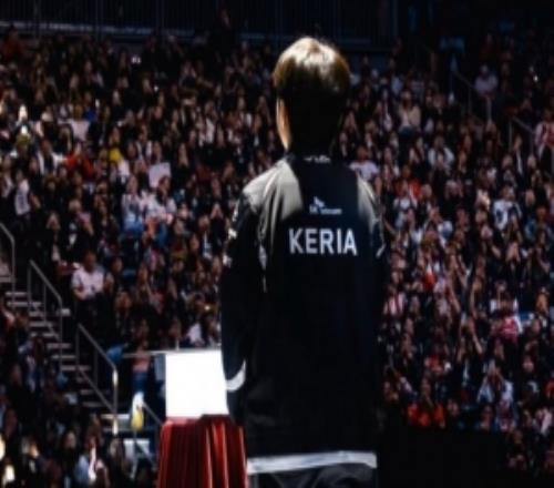 曾經的好搭檔broGumayusi點贊keria續約ins動態