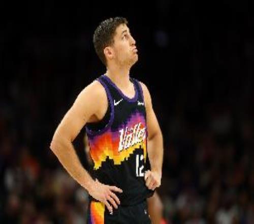 站著離開！吉萊斯皮12投7中&三分11中6拿到20分2板2助1斷0失誤