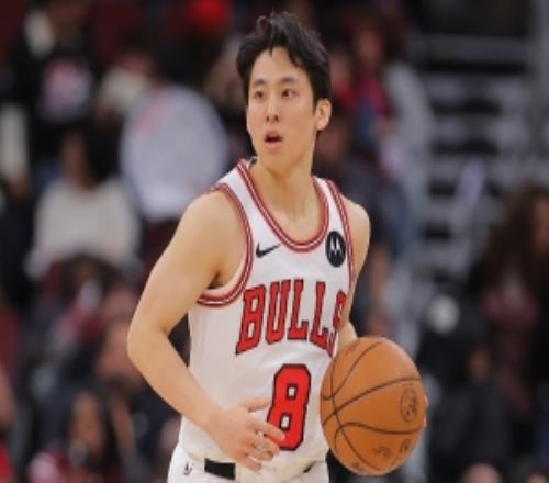 河村勇輝：不認為在國家隊表現(xiàn)出色就能大幅拉近與NBA合同的距離