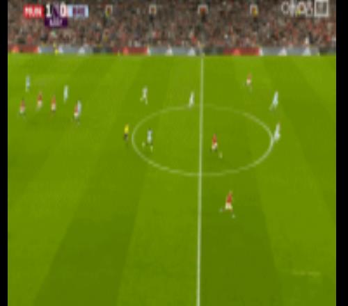 勁射破門，舍什科成為本賽季曼聯(lián)隊(duì)內(nèi)首位聯(lián)賽進(jìn)球上雙的球員