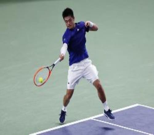 ATP挑戰賽普羅旺斯站首輪：吳易昺20擊敗法國選手穆勒，晉級次輪