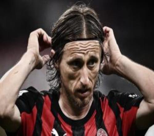 能踢世界杯！羅馬諾：40歲魔笛顴骨骨折，將為世界杯做好100%準備