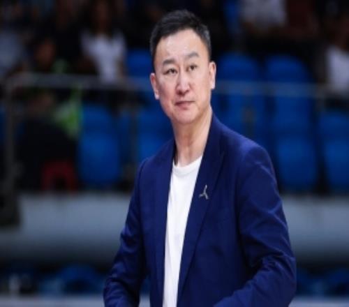 劉維偉：米奇和韋瑟斯龐入選最佳國(guó)際球員陣容這是大家的認(rèn)可