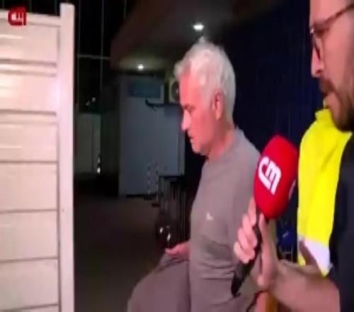 一言不發(fā)！記者追問與皇馬傳聞等話題，穆里尼奧沉默上車離開