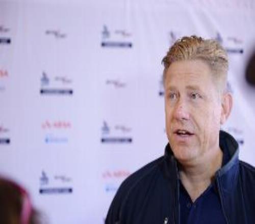 舒梅切爾：巴黎vs拜仁是現(xiàn)場(chǎng)看過(guò)最精彩的比賽唯一瑕疵是那點(diǎn)球