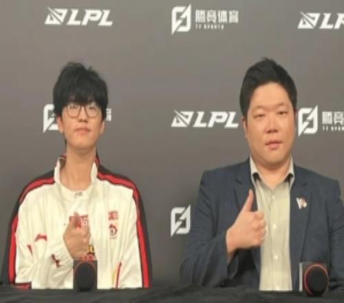 Jiejie：每一次輸都會(huì)讓我們隊(duì)成長(zhǎng)，只是到今天才開(kāi)花結(jié)果