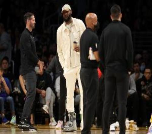 詹姆斯：被希爾壓傷腳踝前我表現(xiàn)出色從此我再也沒有恢復(fù)如初