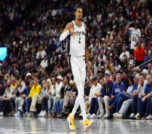 我只需略微出手文班僅7出手?jǐn)?7分14板6帽兩場(chǎng)狂送13記大帽