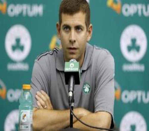 最佳高管得票詳情：史蒂文斯11張第一選票69分斯通7分&佩林卡1分