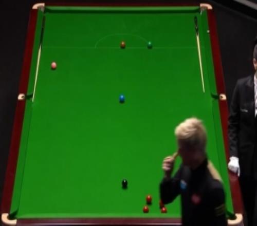 希金斯和羅伯遜單局打了37分鐘后一起去廁所，該局最終打了56分鐘