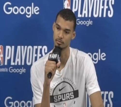 【完整版】文班：晉級感覺很棒賴特沒做交易也該拿最佳總經(jīng)理