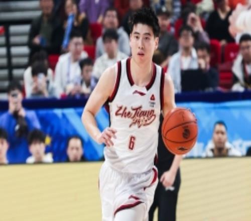 兩隊唯一上雙！程帥澎半場7中3拿到10分1板2助1斷