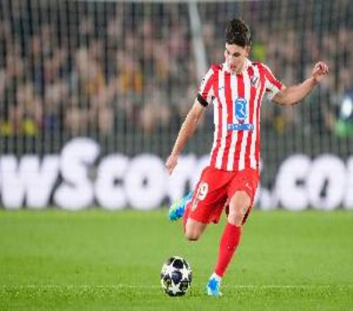 六台记者：阿尔特塔、恩里克、弗里克都联系过阿尔瓦雷斯