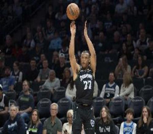 芬奇：克拉克是靠譜的防守人唯一短板就是犯規(guī)太多