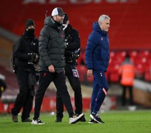 記者：皇馬主帥的目標只有克洛普，穆里尼奧毛遂自薦皇馬不看好他