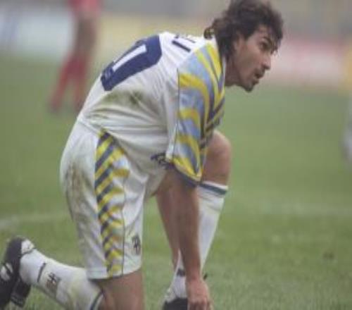 意甲名宿評拜仁vs巴黎：如今的足球讓我想吐，沒有防守+變成NBA