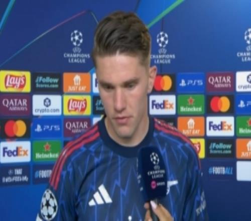 約克雷斯：埃澤禁區(qū)內(nèi)倒地看起來有身體接觸，不知為何點球被取消