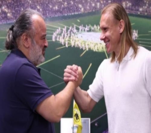 官方：雅典AEK與37歲克羅地亞老將維達(dá)續(xù)約至2027年