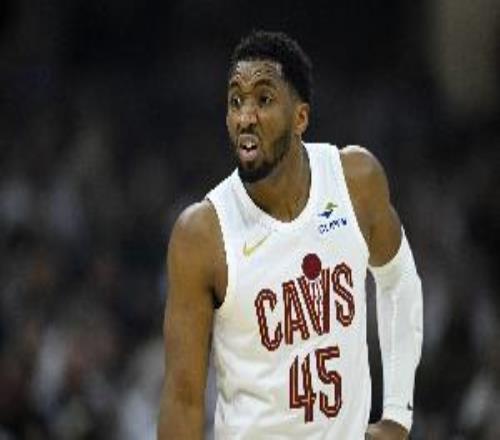 躺一把！米切爾今天不在場騎士凈效率+37.2在場凈效率9.5