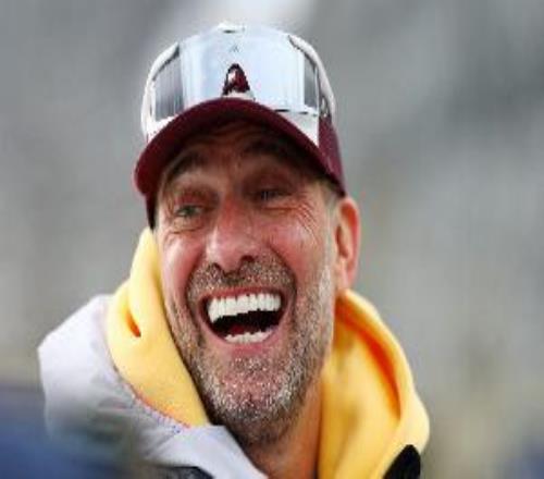 記者：克洛普是皇馬新帥首選，但老佛爺擔(dān)心他把維尼修斯按替補(bǔ)席