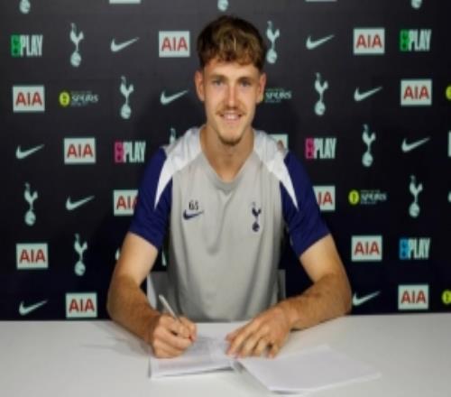 官方：熱刺與19歲青訓后衛(wèi)詹姆斯羅斯韋爾完成續(xù)約