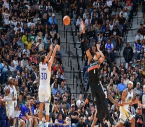 追夢(mèng)：文班需要這種天賦才能在牽制力上匹敵庫(kù)里可見庫(kù)里的偉大