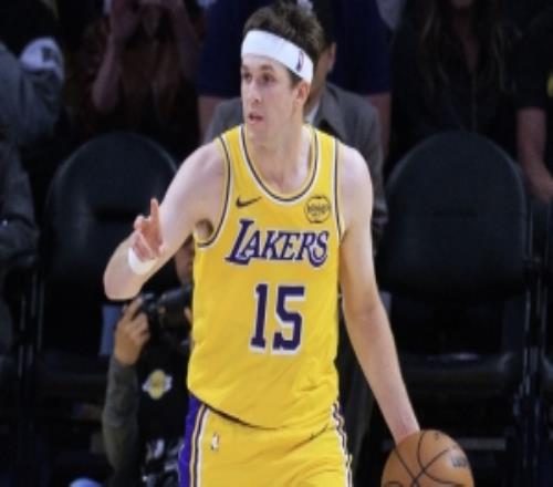 雷迪克：控球?qū)ξ覀儊碚f一直很重要里夫斯要能打肯定會有所幫助