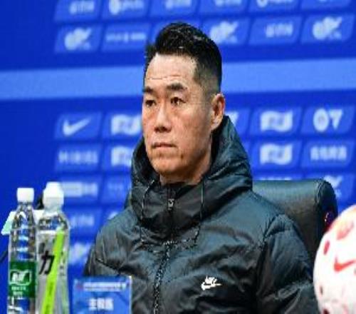 宿茂臻：王大雷和克雷桑最近都跟隊合練韓鵬單獨找了瓦科交談