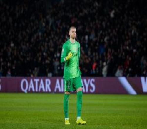 隊報：舍瓦利耶在巴黎長時間未首發他被降為法國隊的第三門將