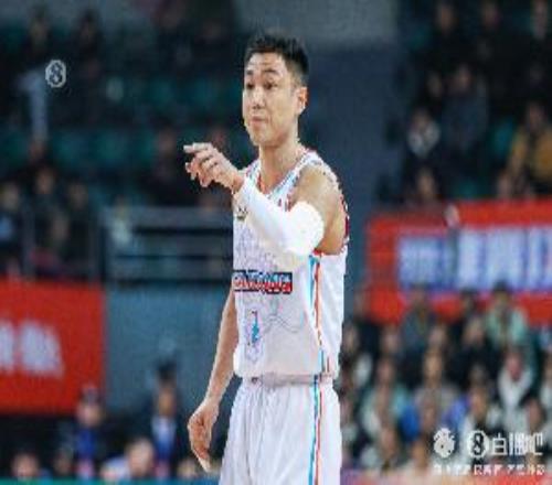 媒體人：高詩巖在場與否對比鮮明畢竟二陣+DPOY候選球員
