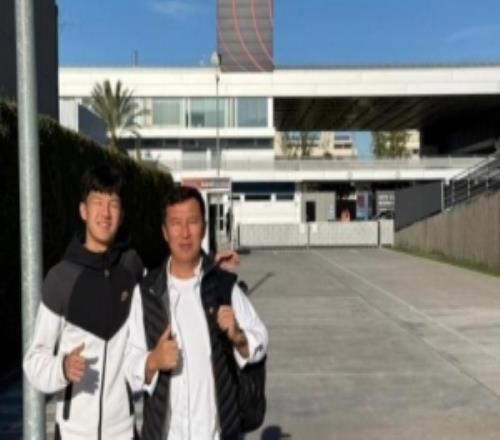 世體：哈薩克斯坦15歲小將3年旅歐被騙3次，最終成功簽約巴薩
