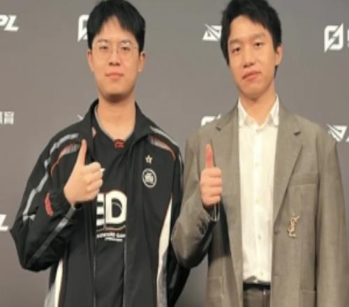 Clearlove：野輔的指揮做得特別好，打野基本上每把都會(huì)領(lǐng)先