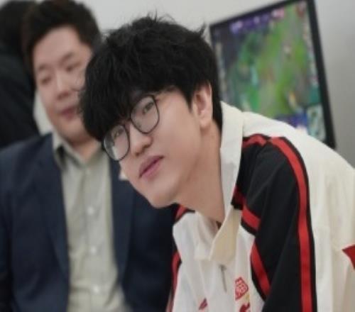 差距大了！Jiejie三局比賽共拿到2條小龍而Wei拿11小龍+3大龍+1遠(yuǎn)古龍