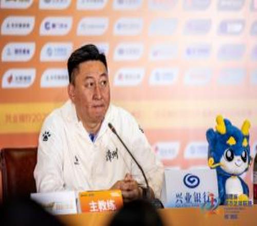 在現(xiàn)場漳州主帥回答小吧提問：前15分鐘我的心估計已經(jīng)飆到180