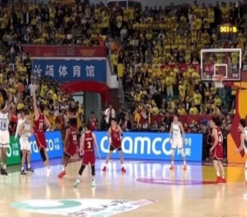 麥迪附體基諾內斯18秒時間連轟3記三分獨得9分可惜犯滿離場