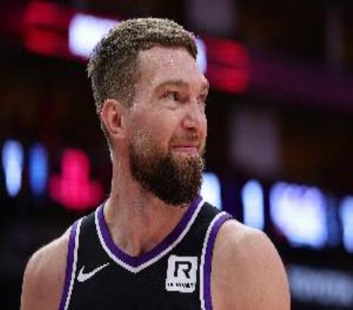 三十而立！NBA官方祝國(guó)王隊(duì)小薩博尼斯30歲生日快樂(lè)！