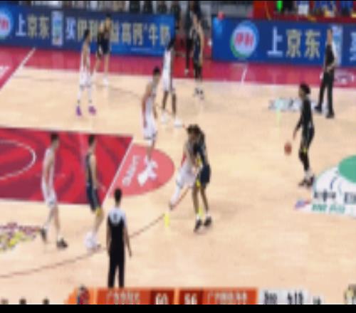 扛起進(jìn)攻！麥考爾里突外投連得7分率廣東穩(wěn)住局勢(shì)